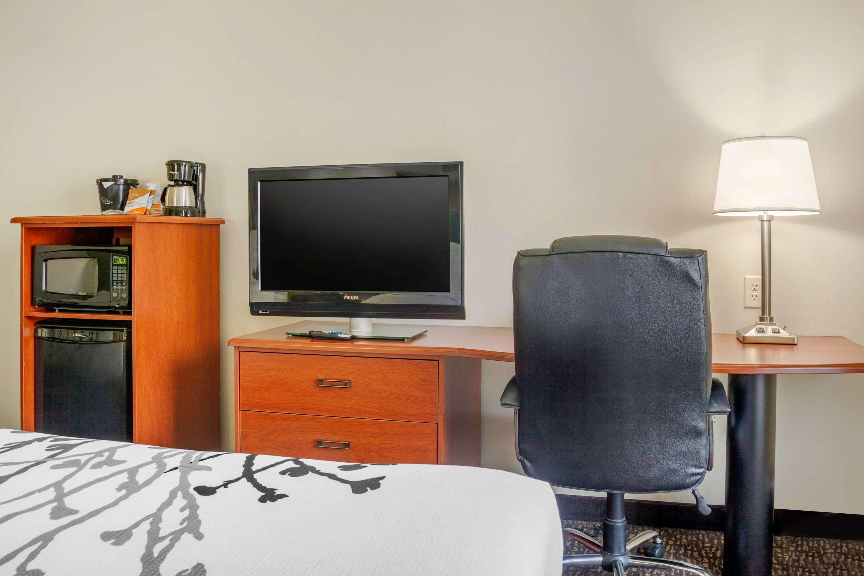 Sleep Inn & Suites Airport Milwaukee Exteriör bild