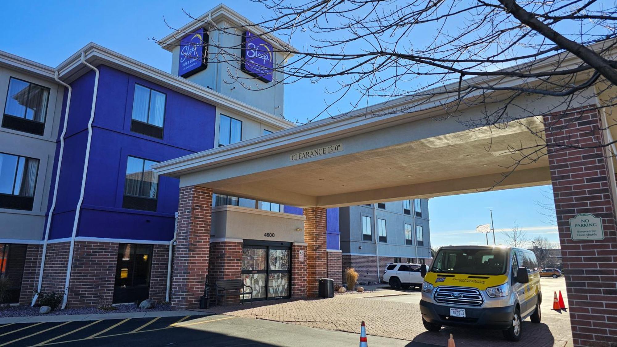 Sleep Inn & Suites Airport Milwaukee Exteriör bild